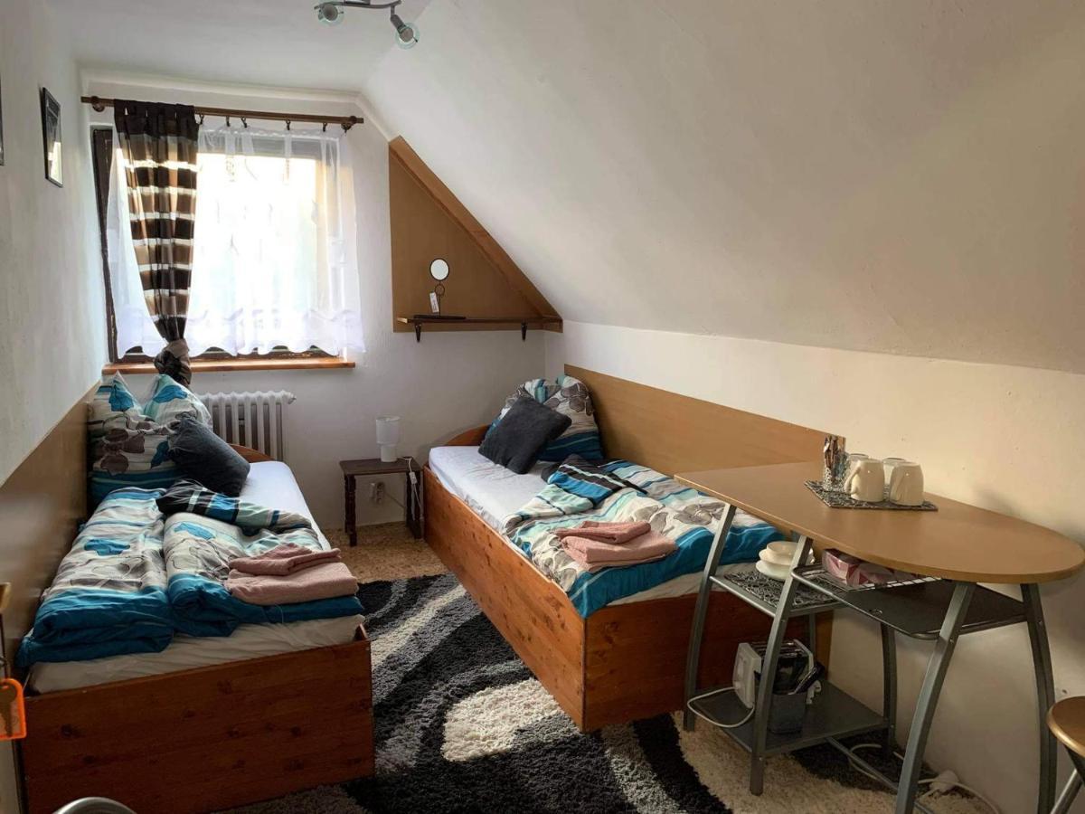 Homestay Mezna 85